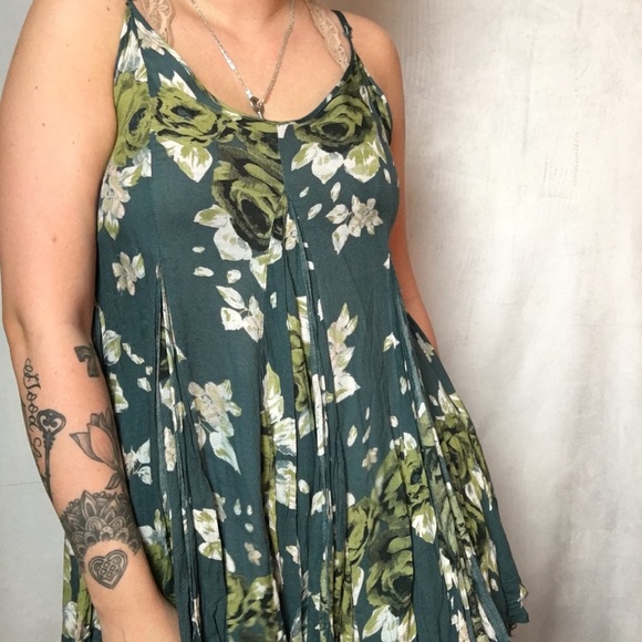 FREE PEOPLE BLUE AND GREEN ROSE TANK TOP BLOUSE - Picture 2 of 5